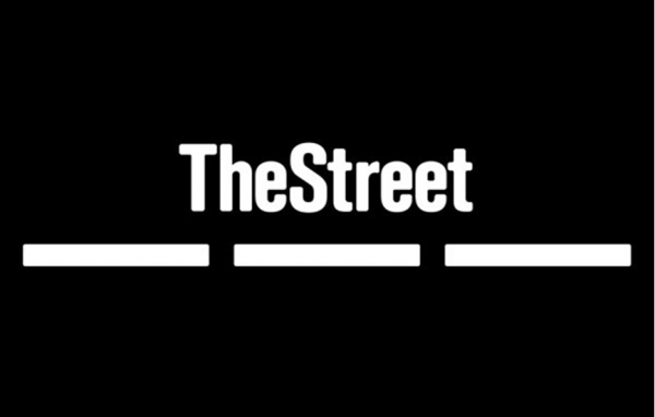 TheStreet.com - Oak Associates Funds: Top-rated small fund family